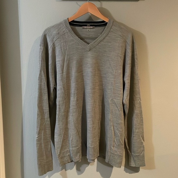 Smartwool 100% wool V Neck Long Sleeve Sweatet Gray XL - Picture 2 of 5